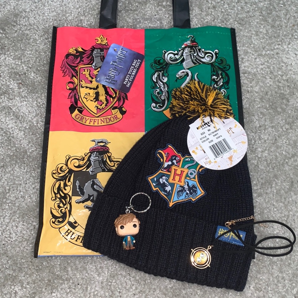 Harry Potter Accessory Bundle Hogwarts Time Turner